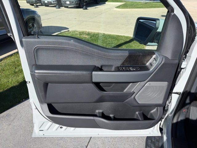 Certified 2023 Ford F150 Lightning Lariat image 8