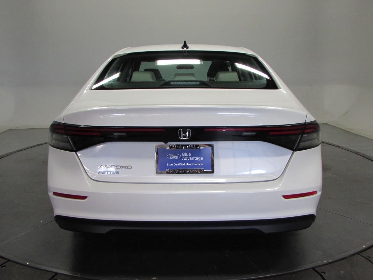 Used 2025 Honda Accord SE image 6
