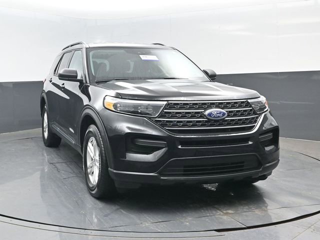Certified 2024 Ford Explorer XLT AWD/4WD image 2