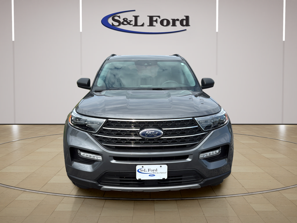 Certified 2023 Ford Explorer XLT w/ Equipment Group 202A AWD/4WD image 12