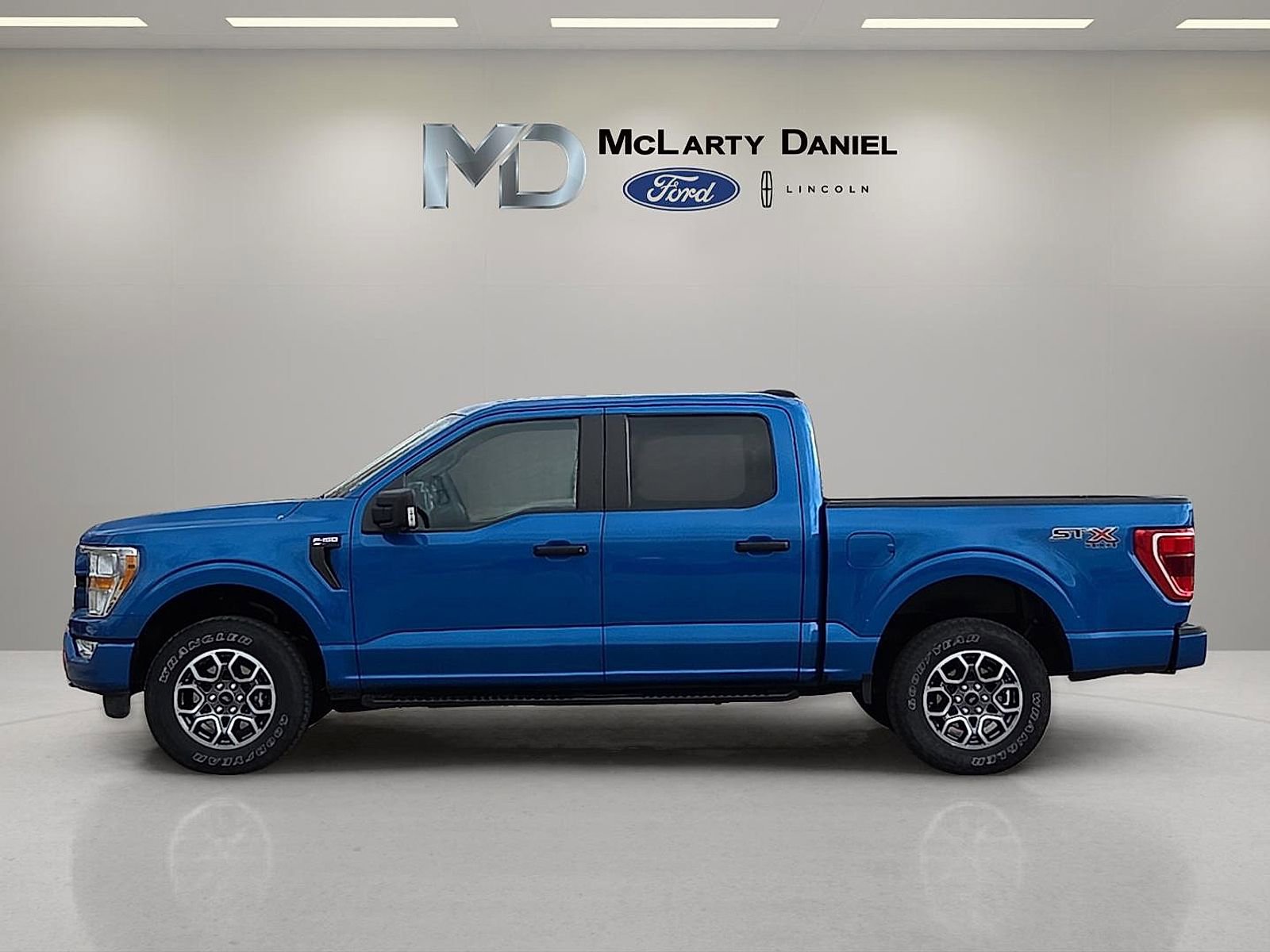 Certified 2021 Ford F150 XL w/ STX Appearance Package image 3