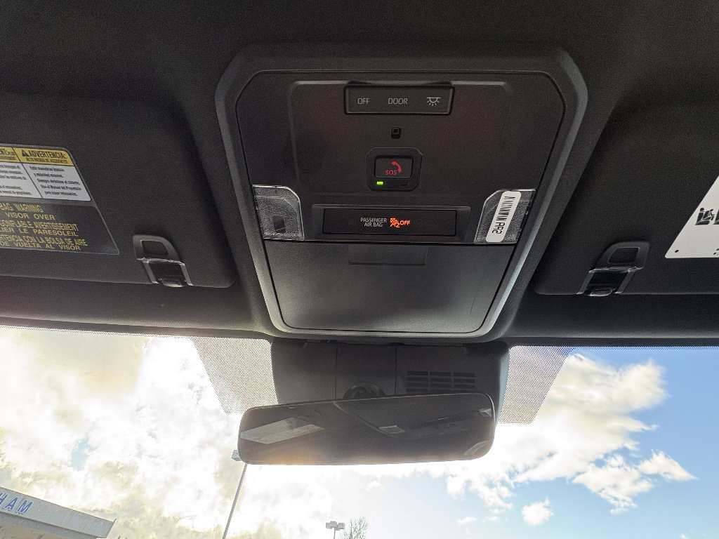 Used 2024 Toyota Tacoma TRD Off-Road AWD/4WD image 33