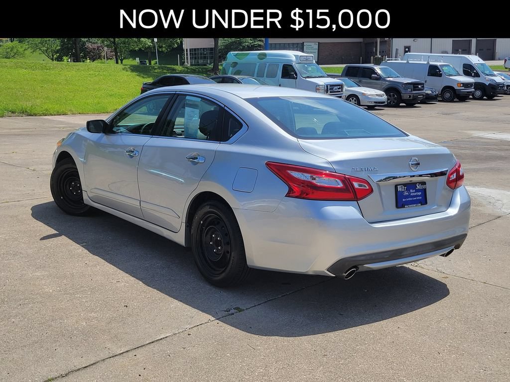 Used 2017 Nissan Altima 2.5 S w/ Power Driver Seat Package FWD image 3