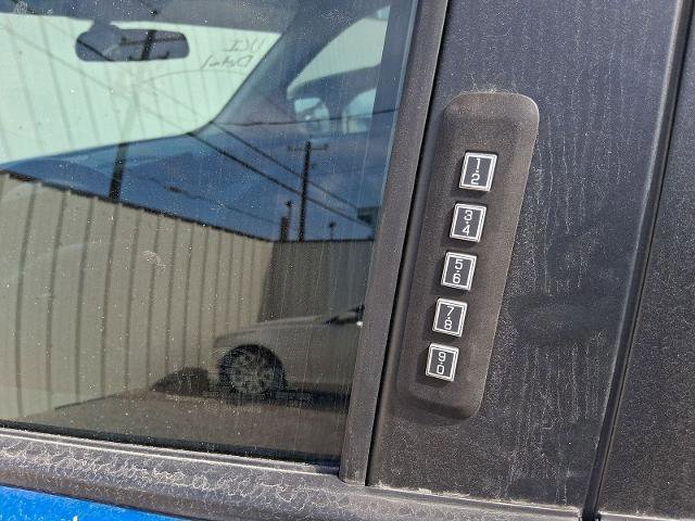 Certified 2022 Ford Maverick Lariat w/ Lariat Luxury Package image 18