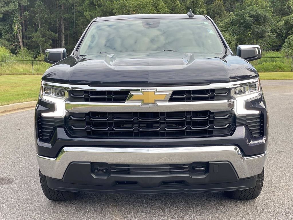 Used 2023 Chevrolet Silverado 1500 LT AWD/4WD image 11