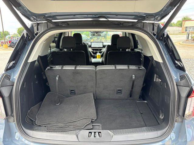 Certified 2025 Ford Explorer Active w/ Active Comfort Package RWD image 32