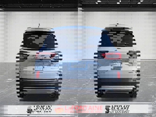Certified 2025 Ford Escape Active image 3