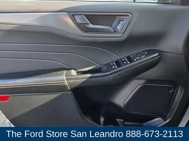 Certified 2025 Ford Escape Active image 31