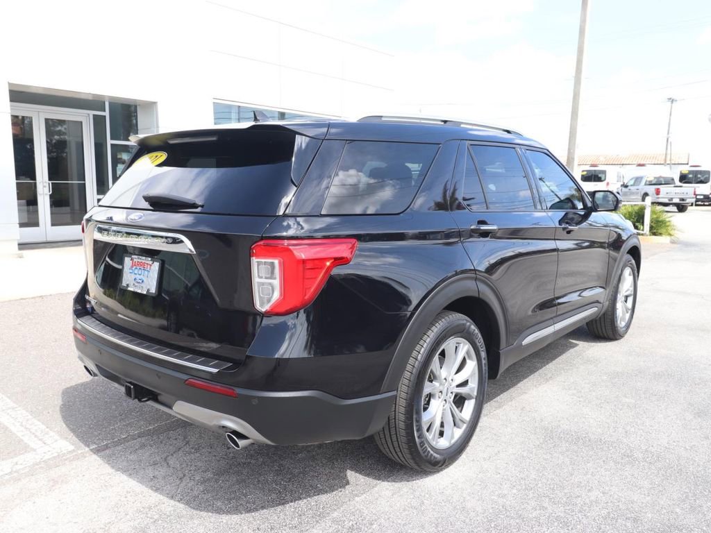 Certified 2021 Ford Explorer Limited w/ Equipment Group 301A image 17