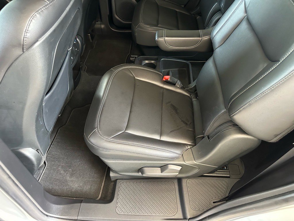 Certified 2020 Ford Explorer XLT w/ Equipment Group 202A image 25