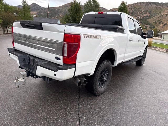 Certified 2022 Ford F350 Platinum w/ Tremor Off-Road Package AWD/4WD image 9