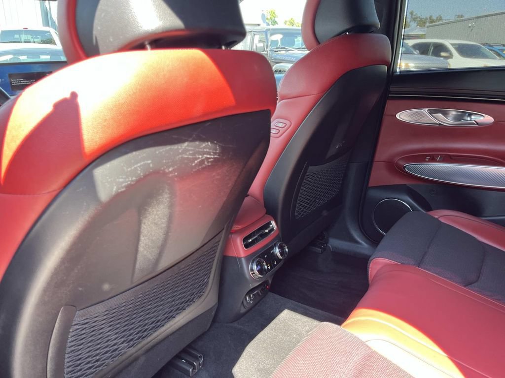 Used 2023 Genesis GV70 2.5T w/ Sport Prestige Package AWD/4WD image 26