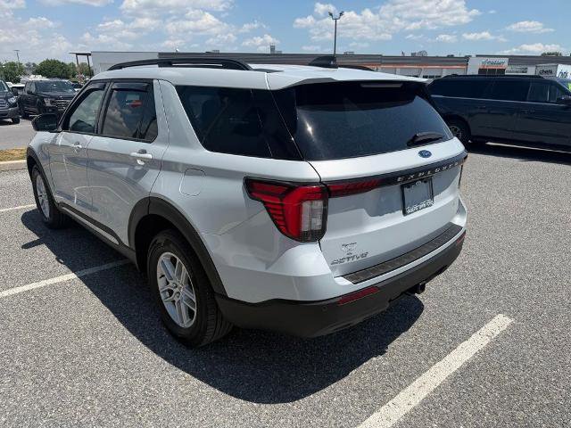 Certified 2025 Ford Explorer Active AWD/4WD image 6