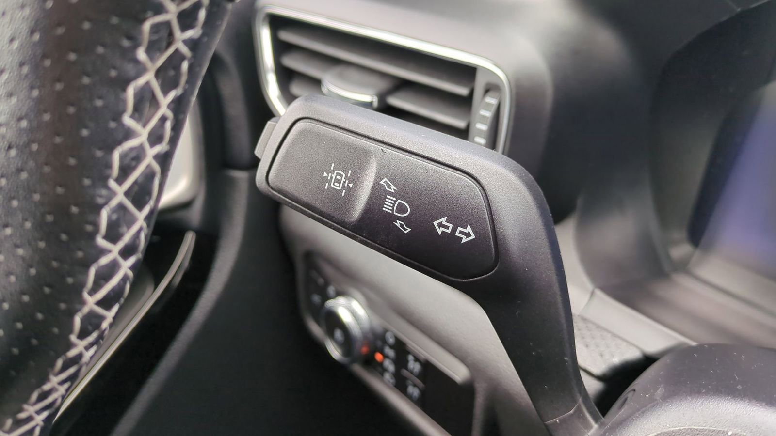 Certified 2023 Ford Explorer ST w/ Equipment Group 401A image 30