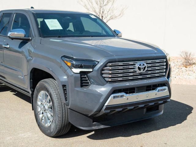 Used 2025 Toyota Tacoma Limited AWD/4WD image 2