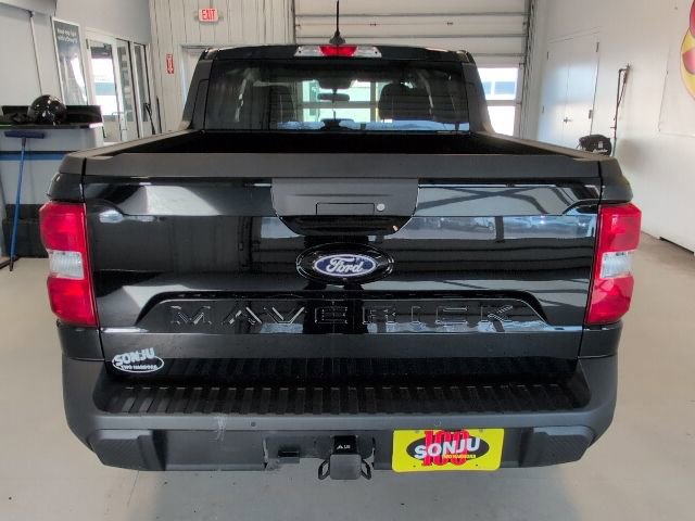 Certified 2025 Ford Maverick XLT w/ XLT Luxury Package AWD/4WD image 4