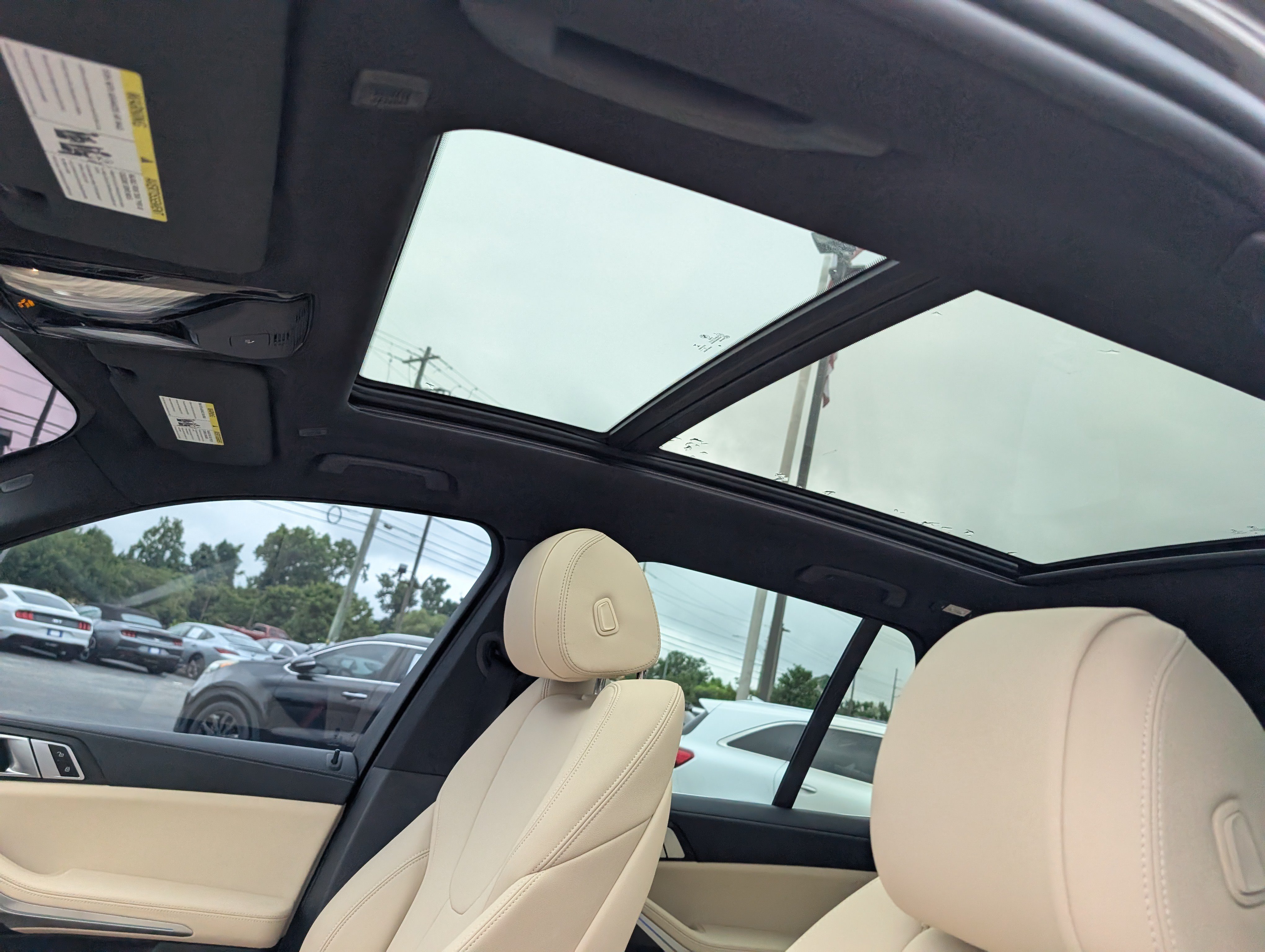 Used 2022 BMW X5 sDrive40i w/ Premium Package RWD image 19