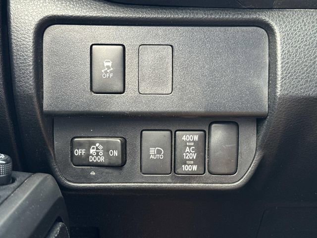 Used 2022 Toyota Tacoma TRD Off-Road image 20