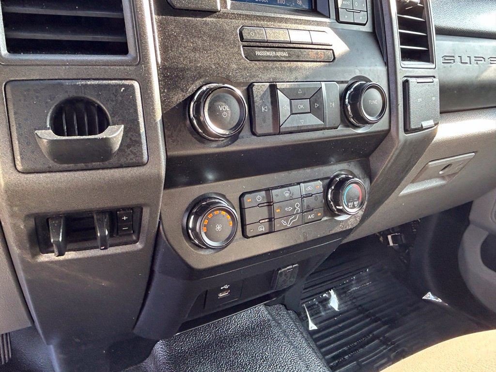 Certified 2019 Ford F350 XL w/ Power Equipment Group RWD image 33