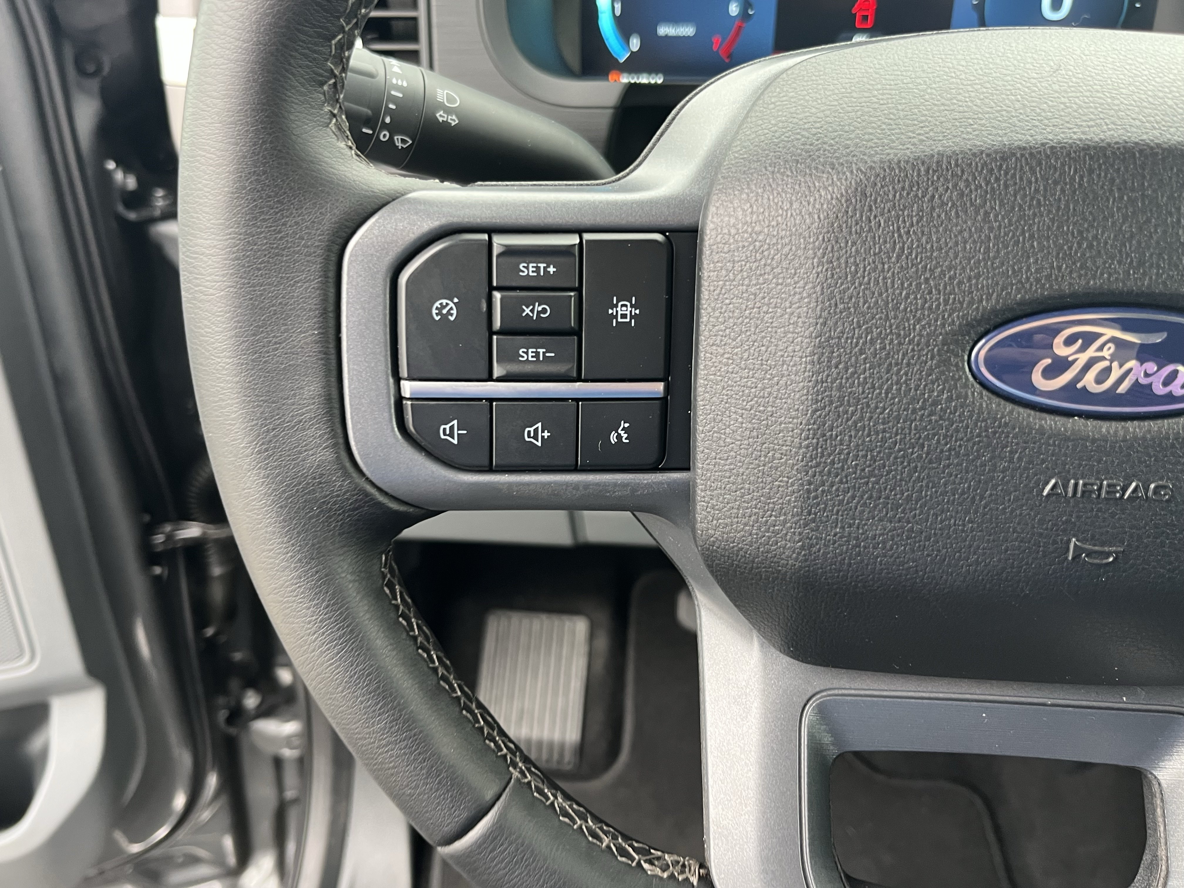 Certified 2025 Ford F150 XLT w/ Equipment Group 301A Standard AWD/4WD image 19