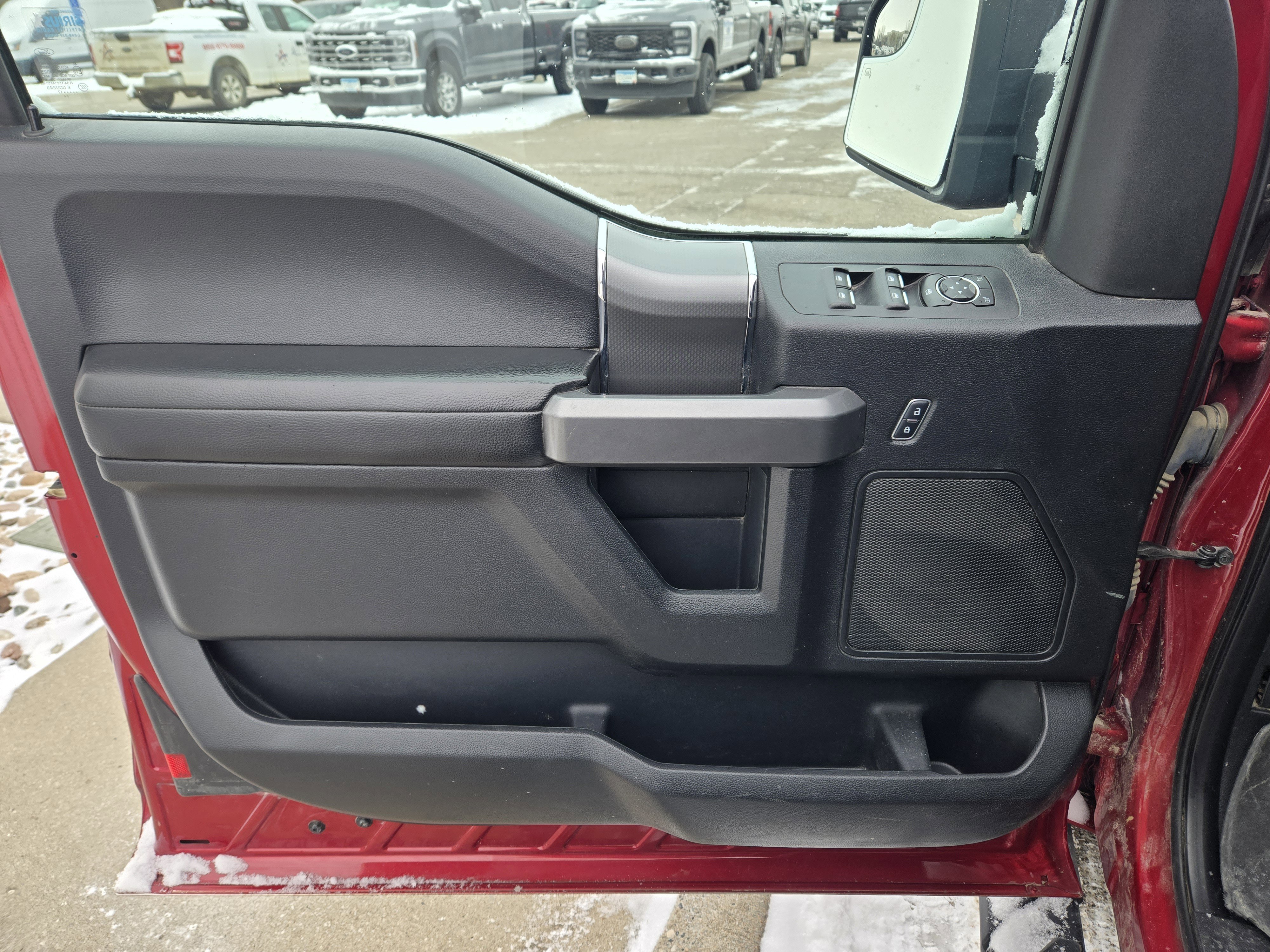 Certified 2017 Ford F150 XLT w/ Equipment Group 302A Luxury image 21