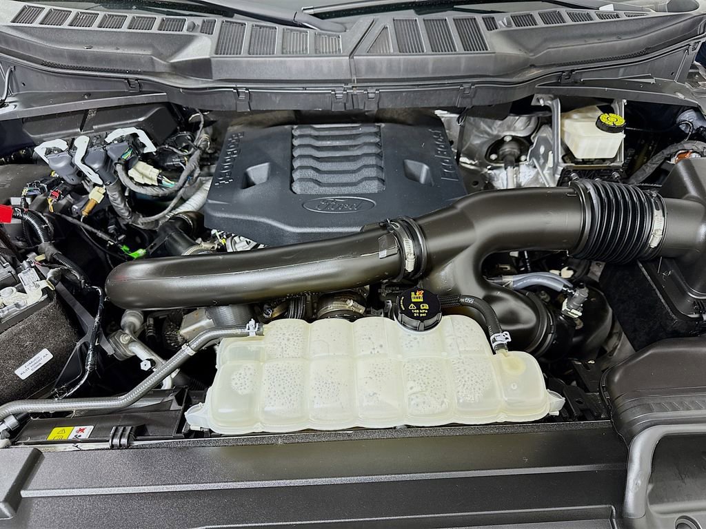 Certified 2022 Ford F150 XLT w/ Equipment Group 302A High image 30