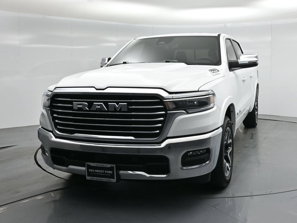 Used 2025 RAM 1500 Laramie AWD/4WD image 57