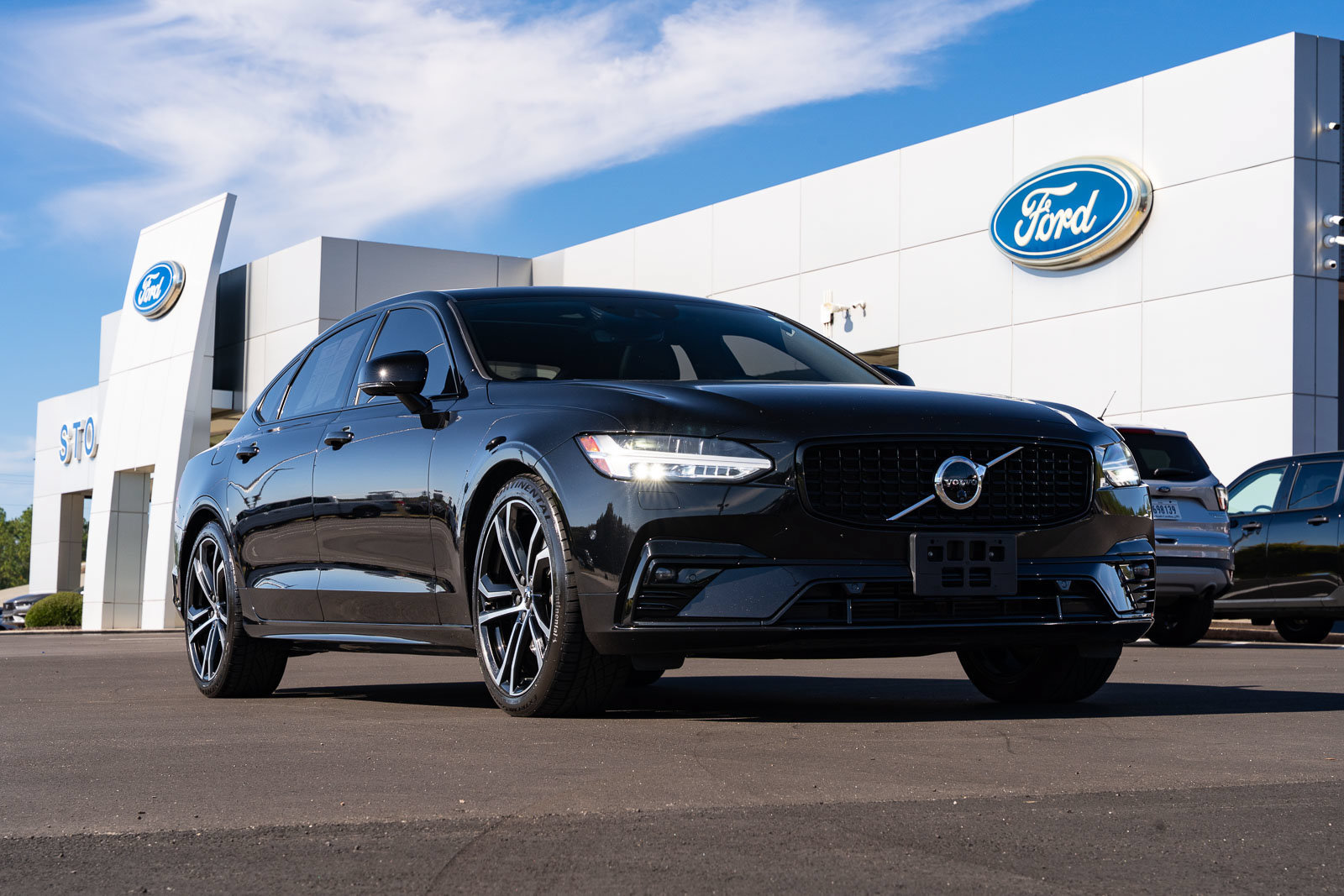 Used 2021 Volvo S90 T6 R-Design w/ Advanced Package