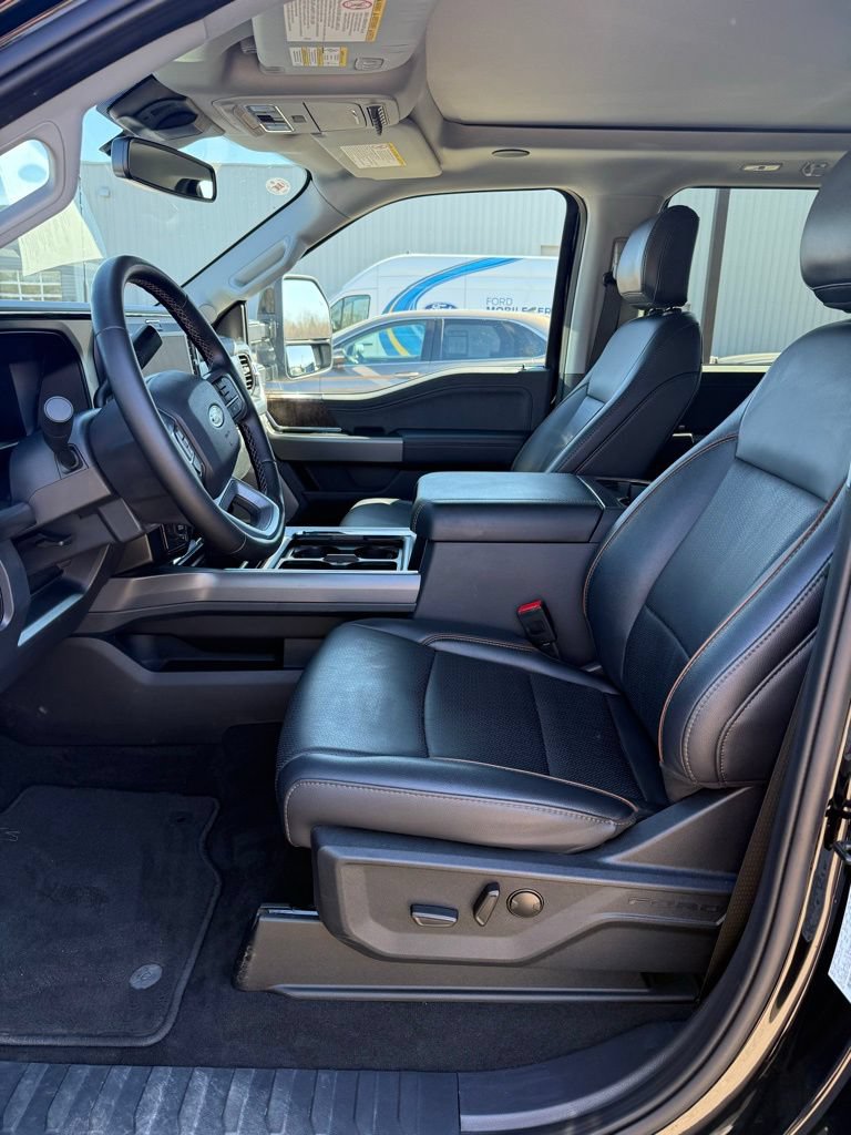 Certified 2025 Ford F350 Lariat w/ Lariat Ultimate Package AWD/4WD image 18