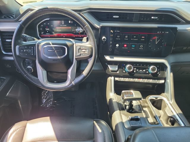 Used 2023 GMC Sierra 1500 Denali w/ Technology Package AWD/4WD image 4