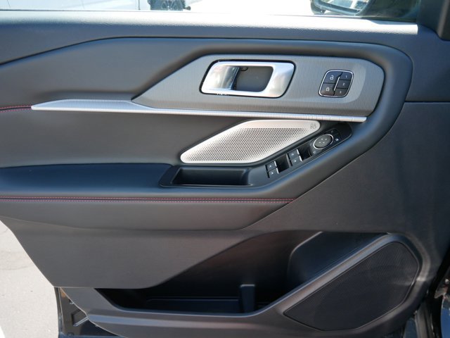 Certified 2025 Ford Explorer ST AWD/4WD image 10