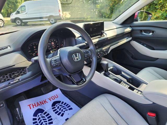 Used 2025 Honda Accord LX image 10