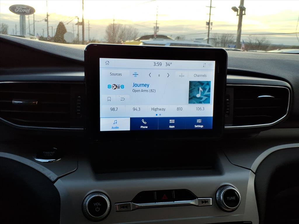 Certified 2022 Ford Explorer XLT w/ Equipment Group 202A image 23