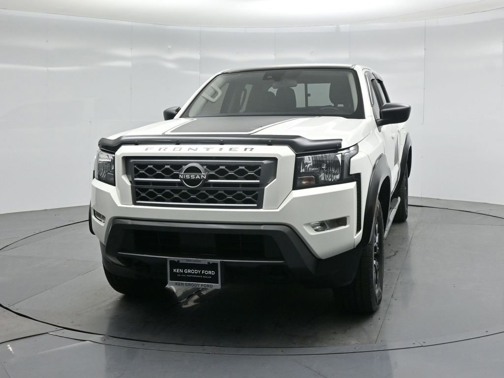 Used 2022 Nissan Frontier SV w/ Technology Package image 28