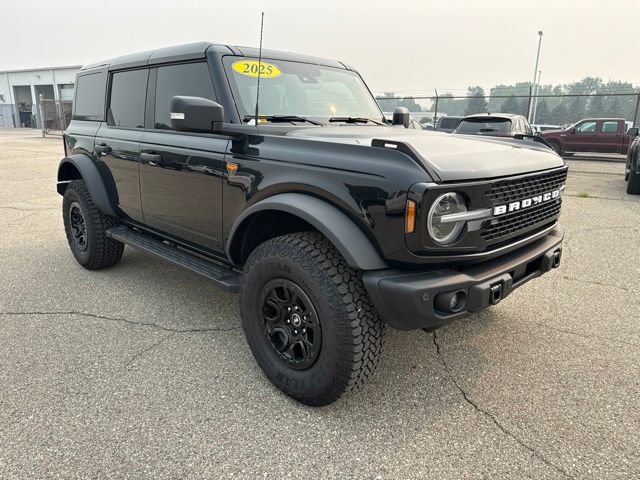 Certified 2025 Ford Bronco Badlands AWD/4WD image 11