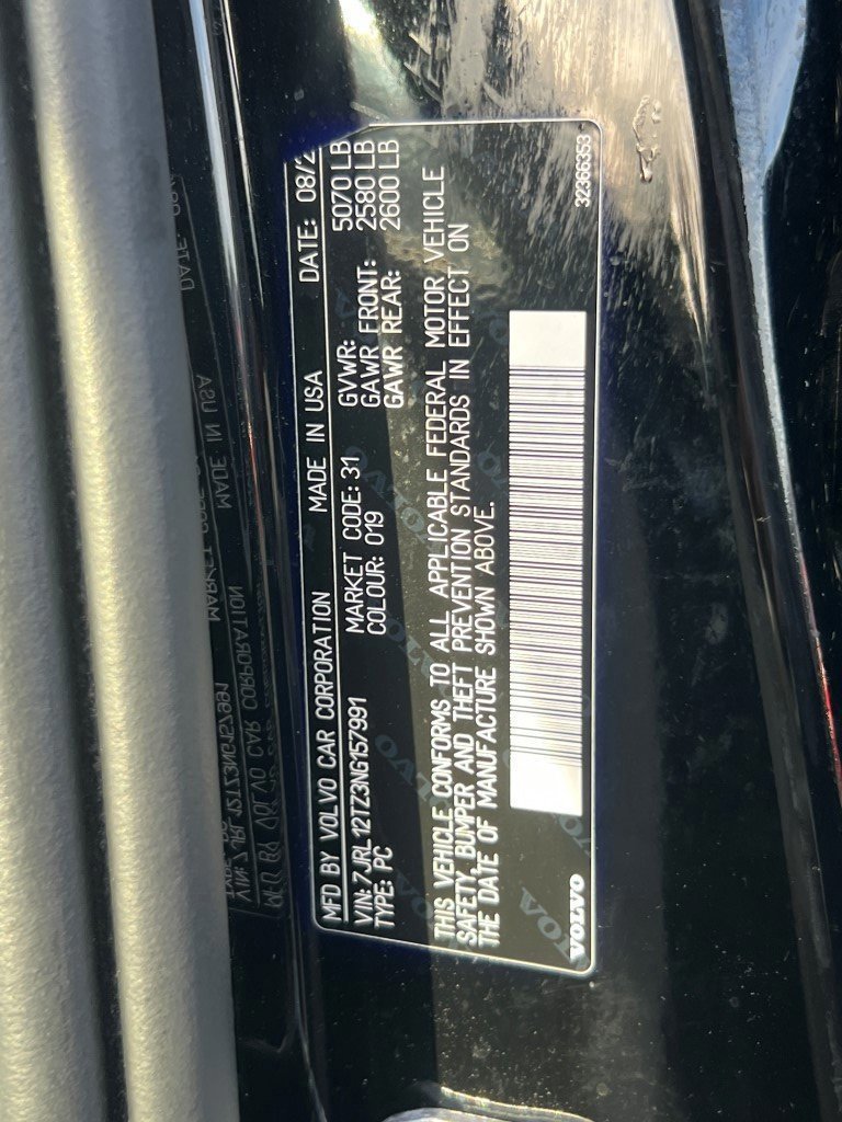 Used 2022 Volvo S60 B5 Momentum w/ Climate Package image 31