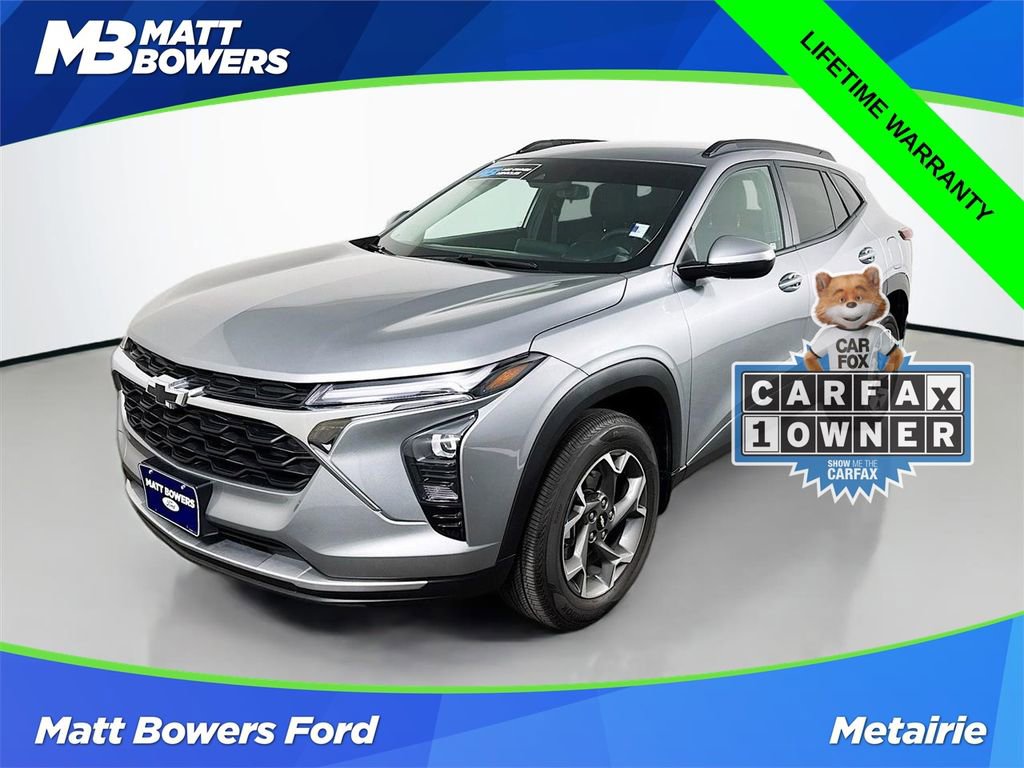 Used 2025 Chevrolet Trax LT w/ Driver Confidence Package