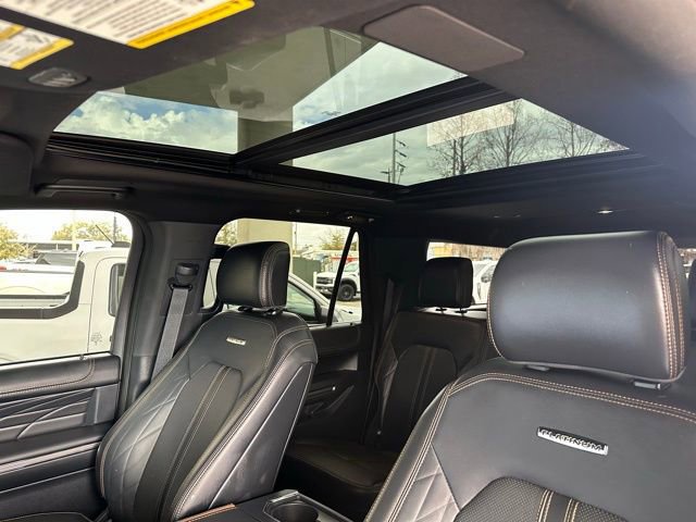 Certified 2023 Ford Expedition Max Platinum image 9