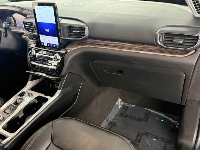 Certified 2022 Ford Explorer Limited w/ Limited Technology Package image 20