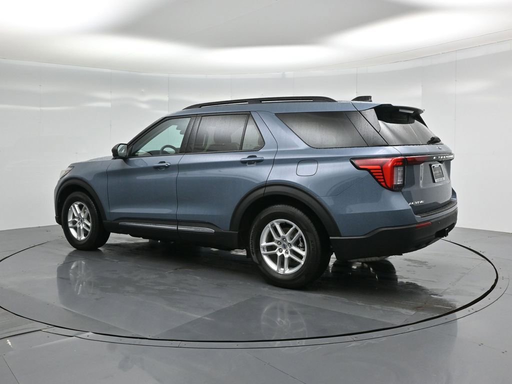 Certified 2025 Ford Explorer Active image 7