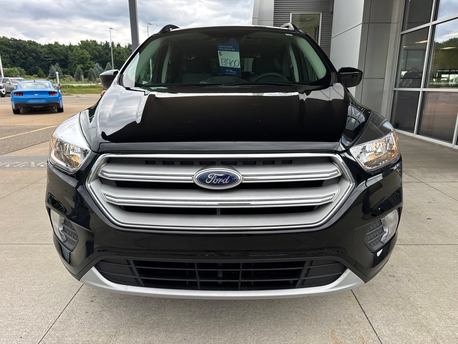 Certified 2018 Ford Escape SE w/ SE Sync 3 Package AWD/4WD image 11