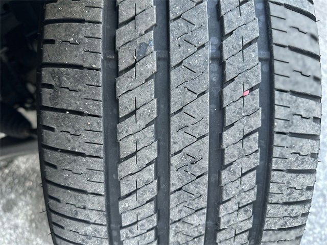 Used 2024 Jeep Grand Cherokee L Altitude image 11