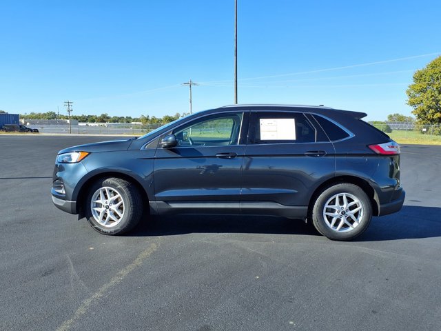 Certified 2024 Ford Edge SEL w/ Convenience Package AWD/4WD image 3