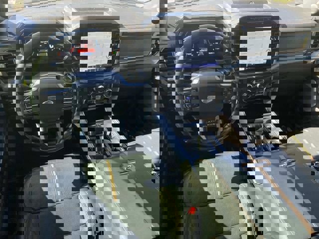 Certified 2022 Ford F150 Platinum w/ Equipment Group 701A High image 17