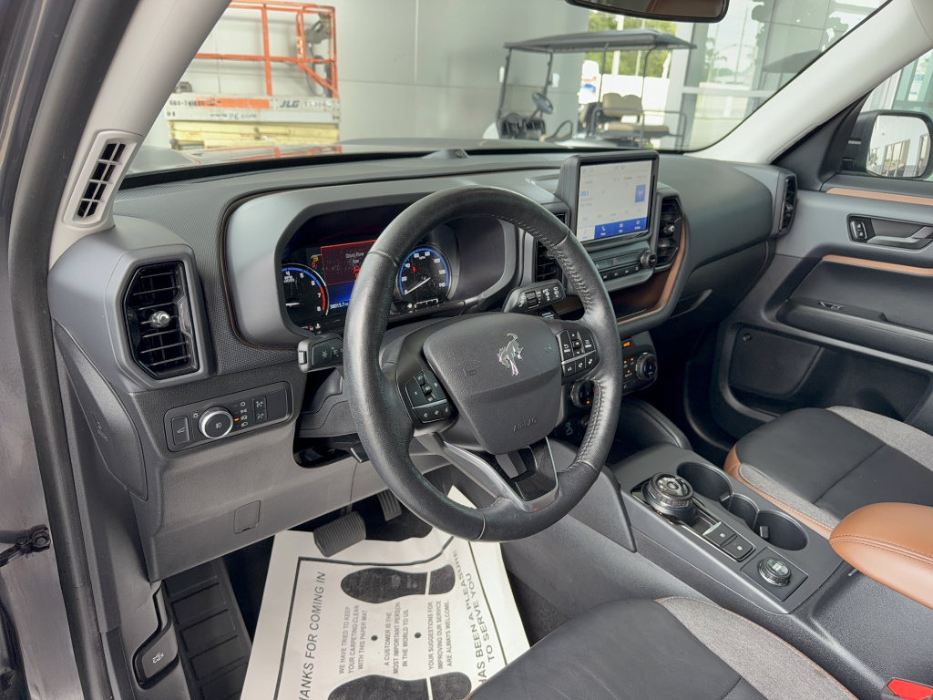 Certified 2022 Ford Bronco Sport Outer Banks w/ Tech Package AWD/4WD image 12