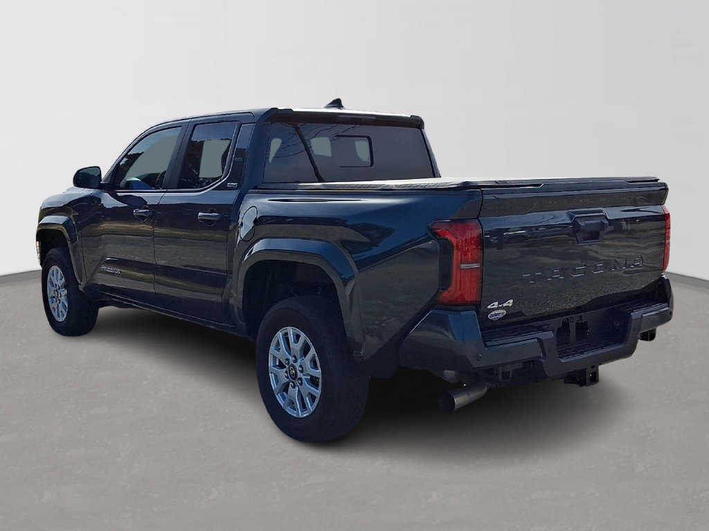 Used 2024 Toyota Tacoma SR5 AWD/4WD image 4