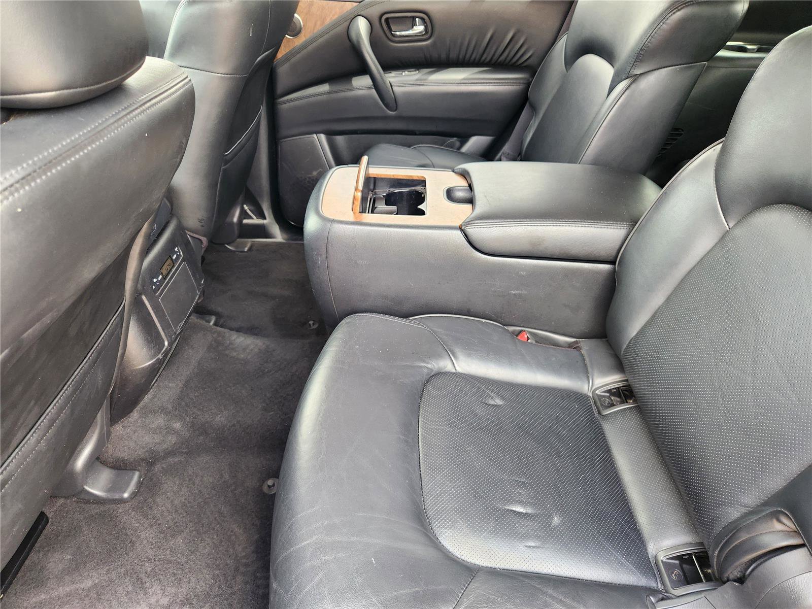 Used 2021 Nissan Armada SL w/ Captain's Chairs Package RWD image 34