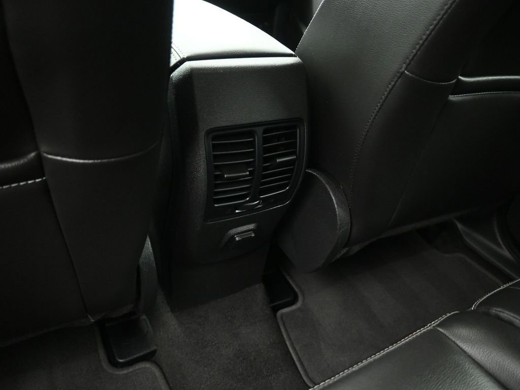 Certified 2018 Ford Escape SEL image 20