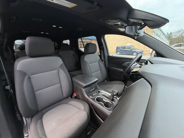 Used 2023 Chevrolet Traverse LT image 22
