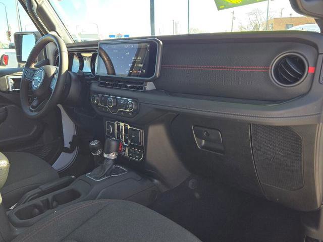 Used 2024 Jeep Wrangler Unlimited Rubicon image 10